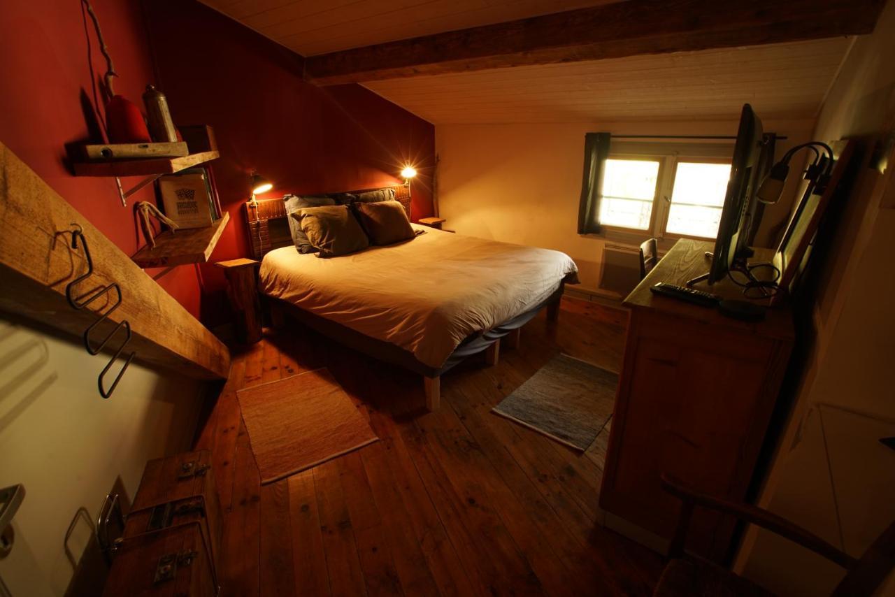 Le Refuge Ceretan, Grand Et Bel Appartement Mansarde En Plein Centre Dış mekan fotoğraf